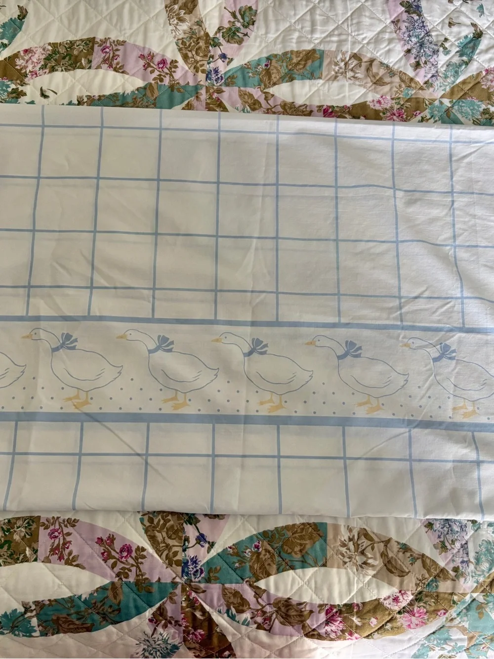 Vintage 1970s/1980s Cannon Monticello Country Cottage Goose King Pillowcase Set
